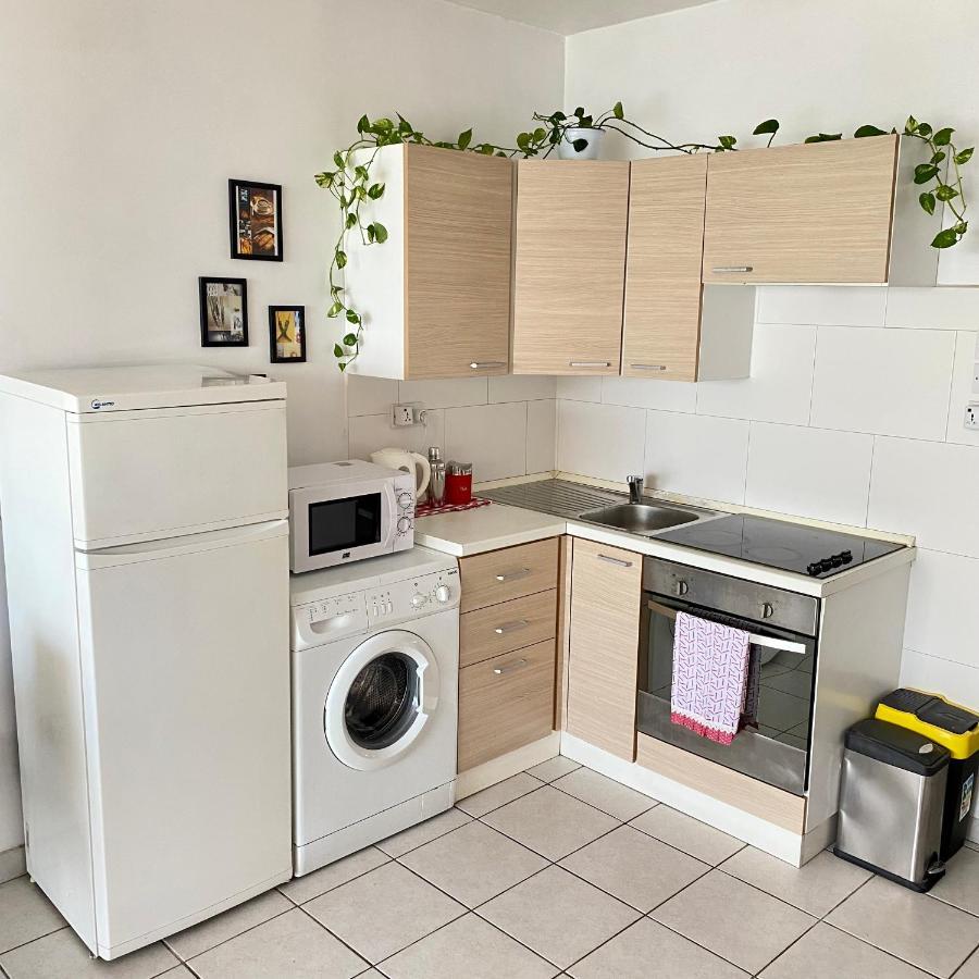 F2 - Lovely Two Bedrooms Flat Sea View, St Julians San Giuliano Esterno foto